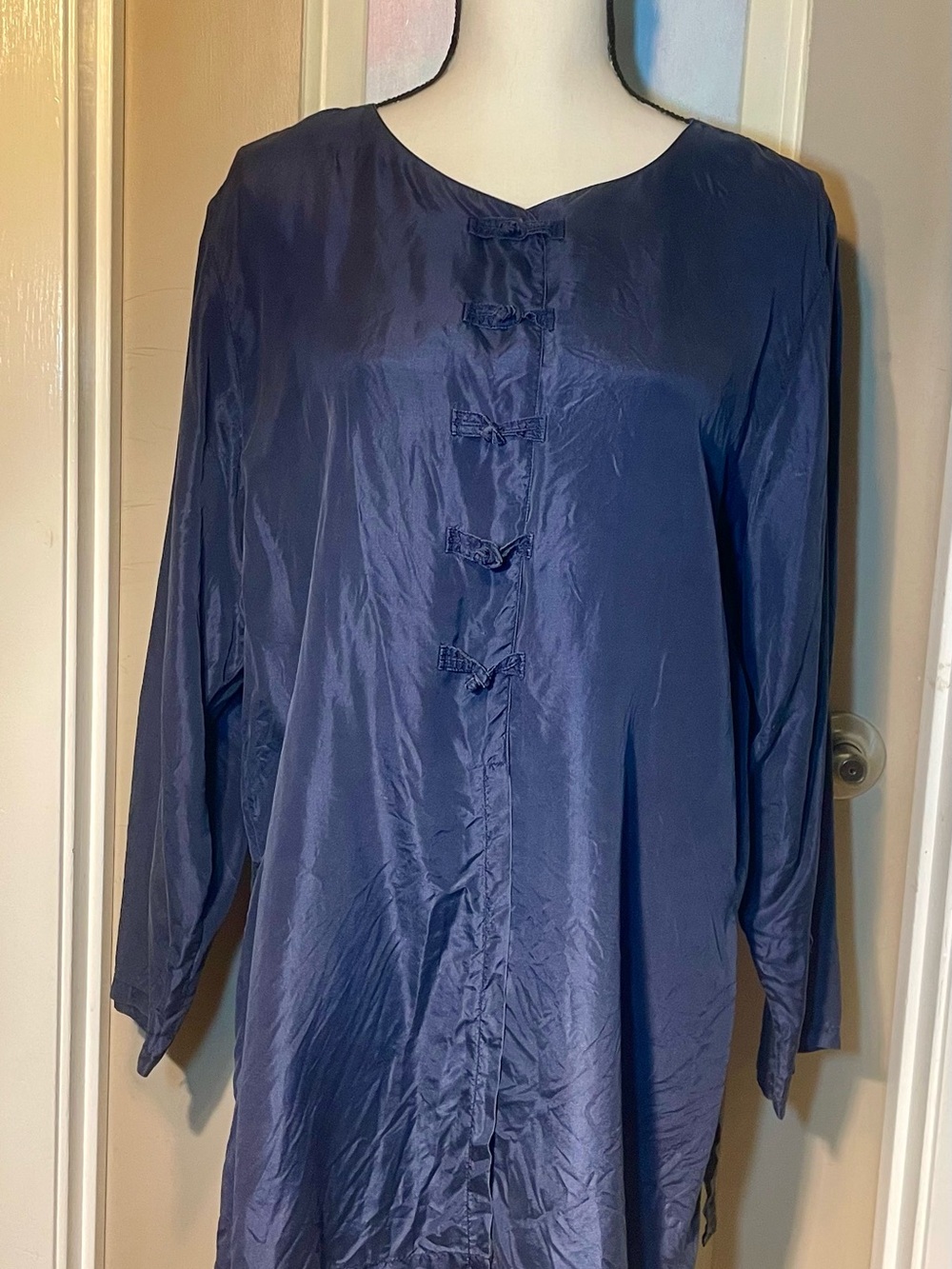 Vintage Women's Navy Blue Long Sleeve Silk Button-Front Top